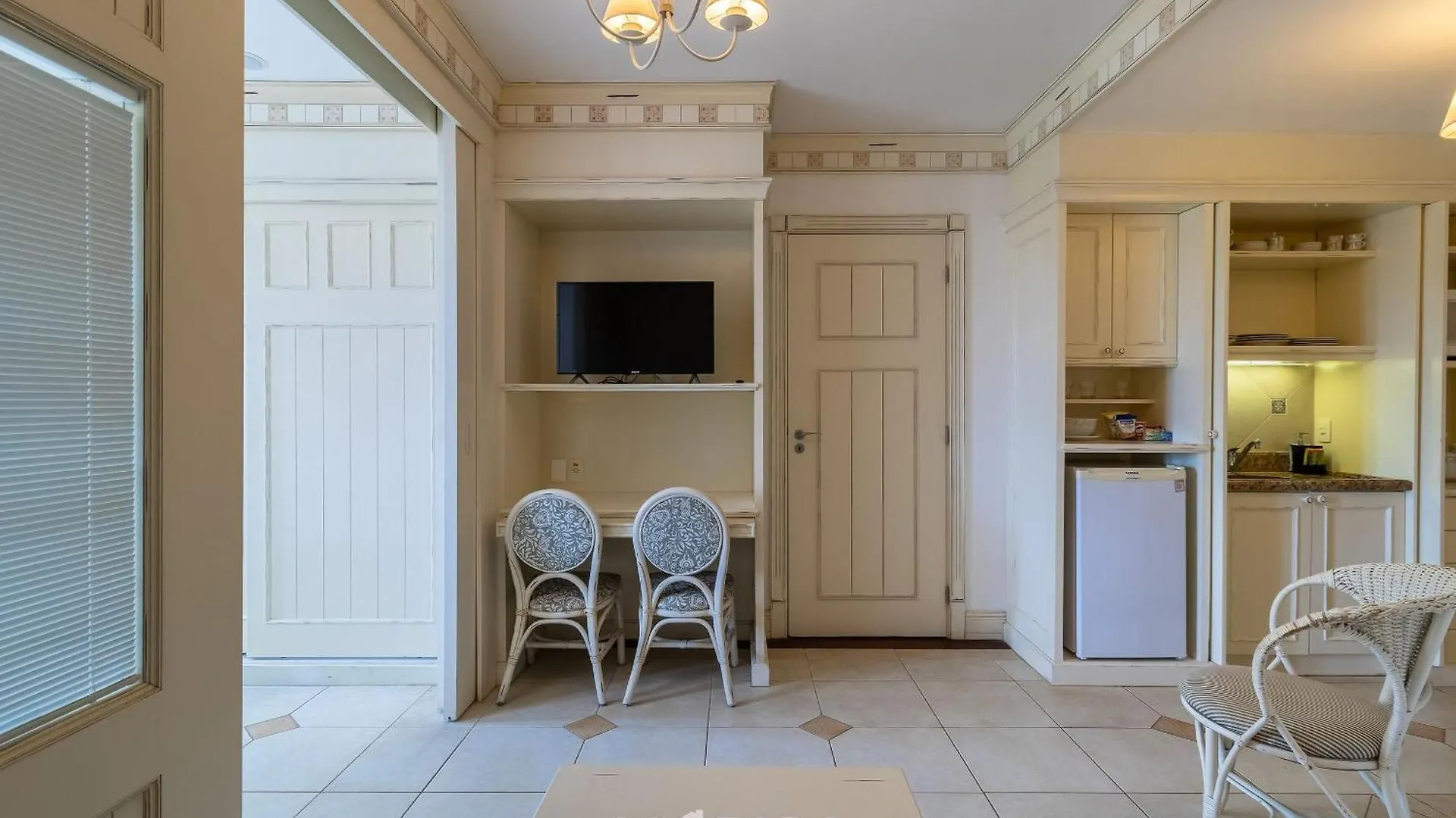 Ośrodek wypoczynkowy Studio Dentro De Hotel - Seazone Ilcjr Florianópolis